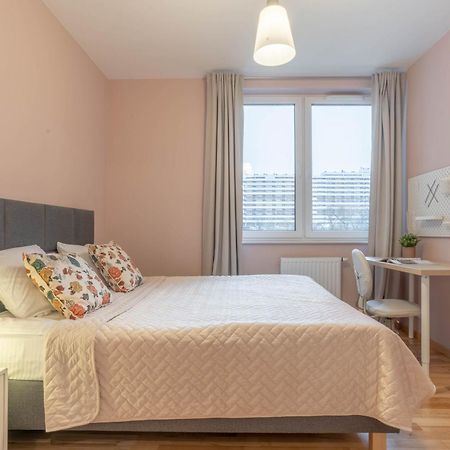 Wrocapartments Starcenter - Parking Free فروتسواف المظهر الخارجي الصورة
